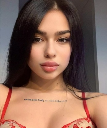 Ульяна, 18 лет, 2 размер груди